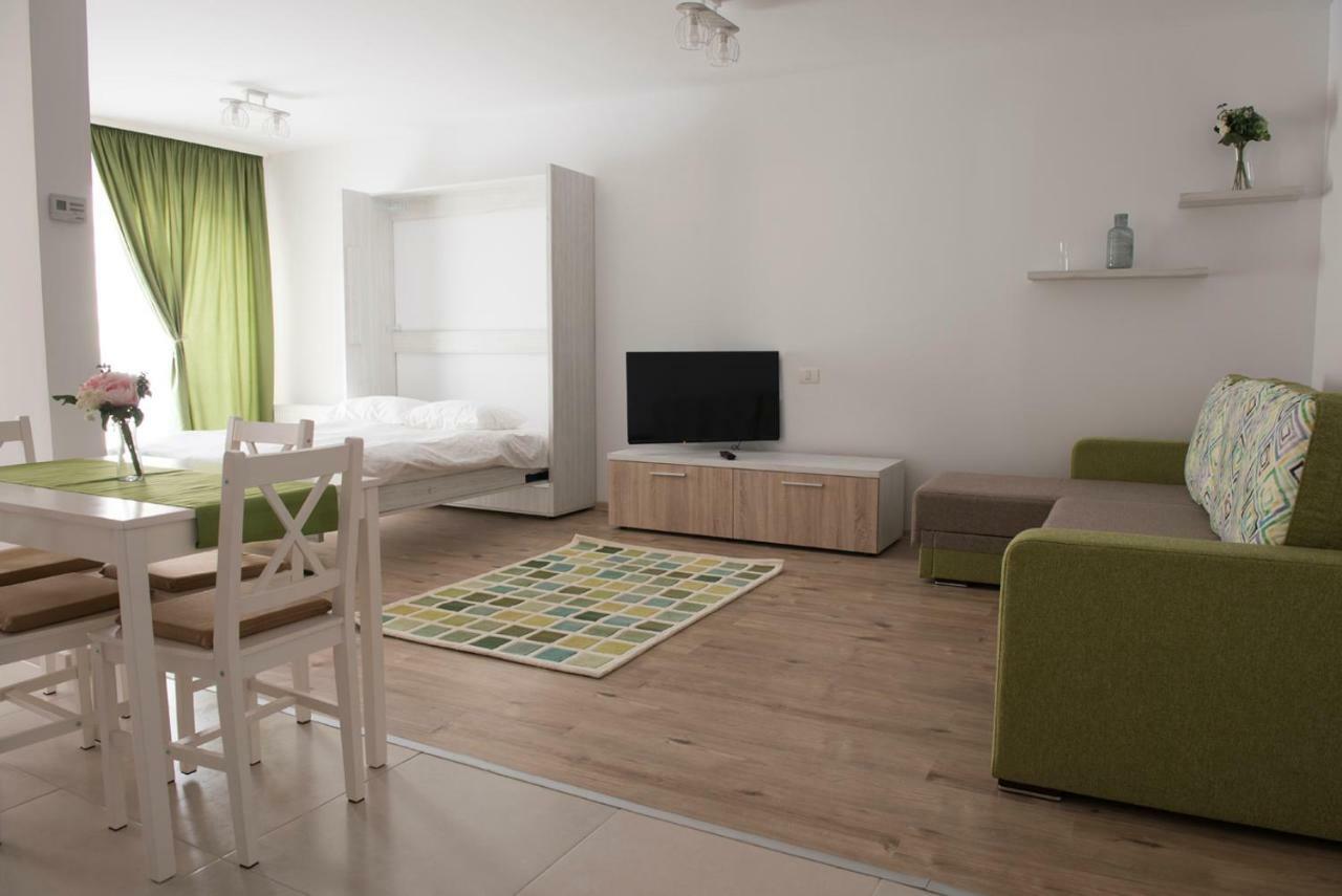 Cassie Apartment Braşov Buitenkant foto